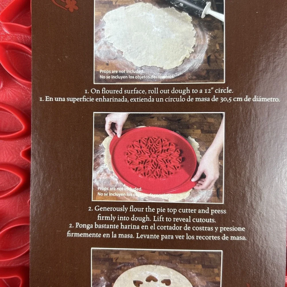 Nordic Ware Reversible Lattice & Hearts Pie Top Cutter 12